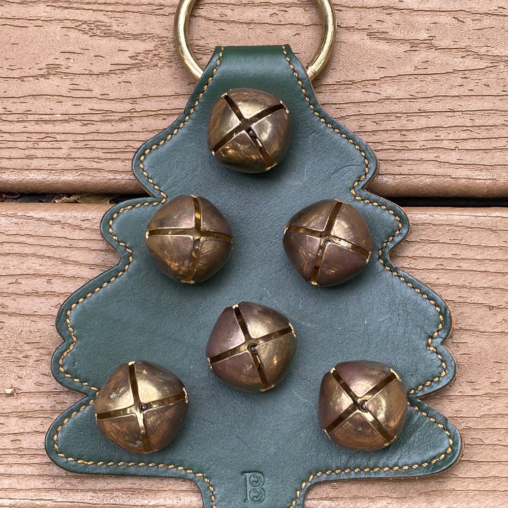 VTG GREEN LEATHER CHRISTMAS Tree shaped door bell hanger with beautiful patina